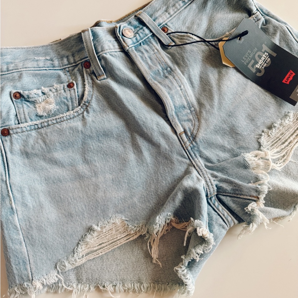 Levi’s 501 Luxor Edge Light Wash Jean Shorts